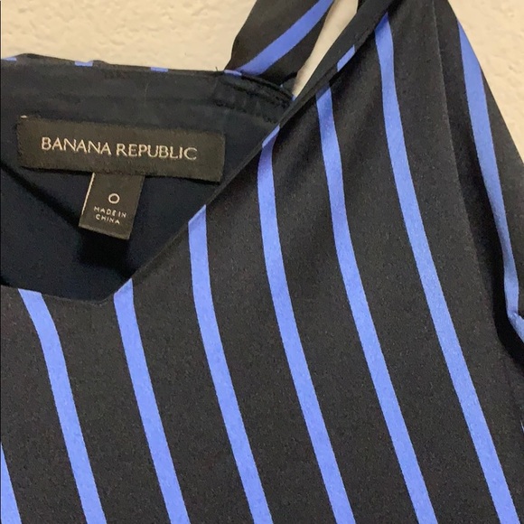 Banana Republic knotted striped maxi dress - Picture 8 of 11